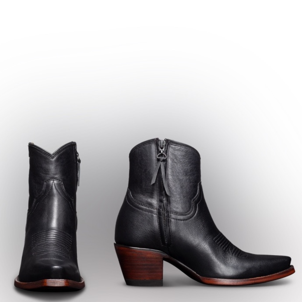 Tecovas “The Daisy” Black Heeled Boots